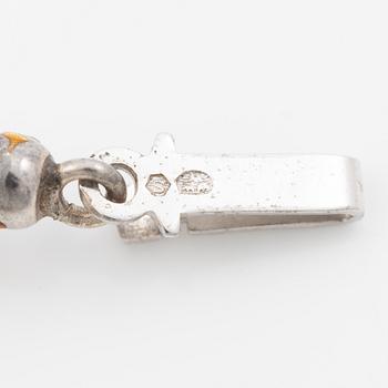 Bracelet, cultured pearls, silver clasp.
