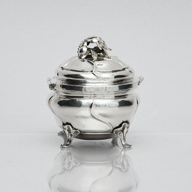 A Swedish Rococo 18th Century silver sugar-casket, marks of Petter Davidsson, Norrköping 1750.