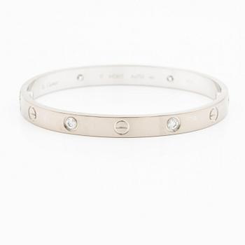 Cartier armband "Love" 18K vitguld med fyra runda briljantslipade diamanter.