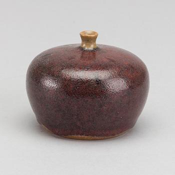 ÅKE HOLM, VAS, stengods signerad.