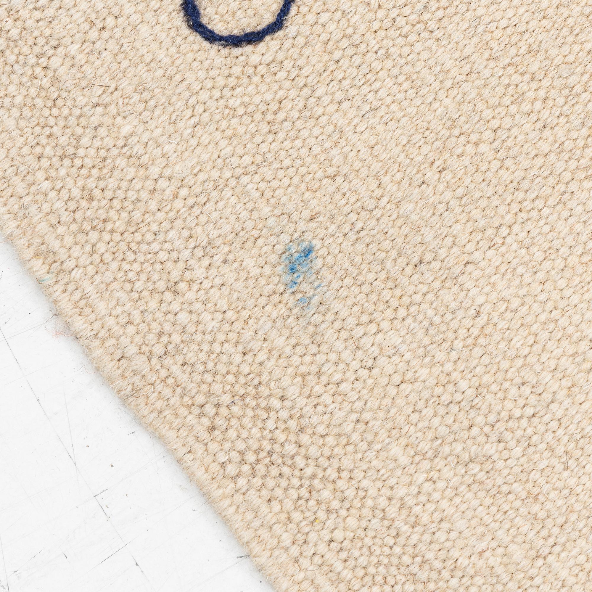 Matta, handbroderad Kelim, ca 197 x 149 cm.