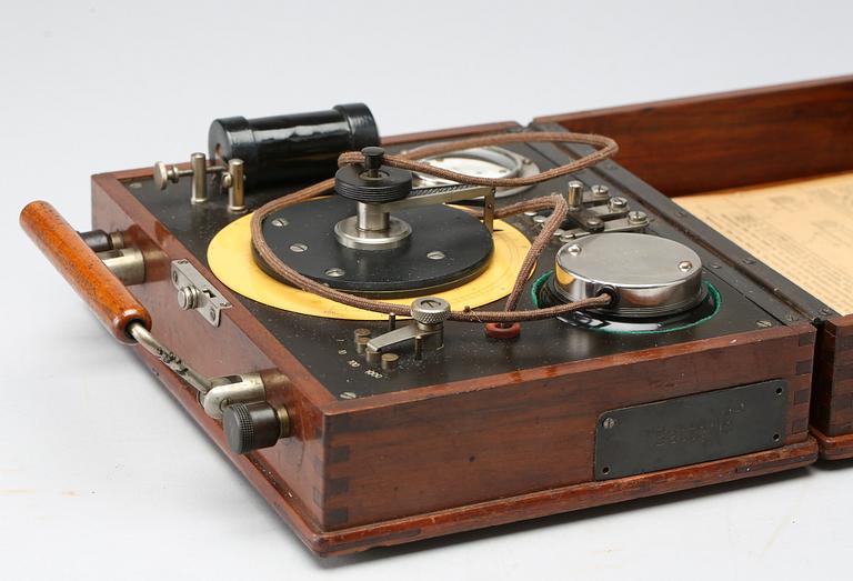 TEKNISK APPARATUR (blixtmätare) början av 1900-talet.