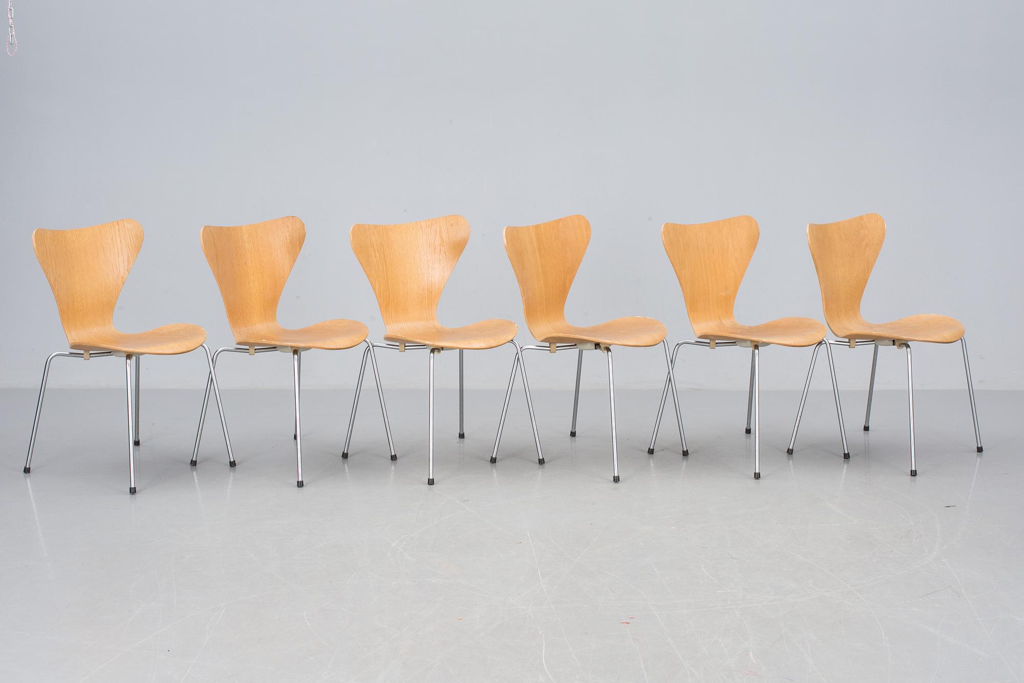 STOLAR, 6 st, "Sjuan", Arne Jacobsen för Fritz Hansen.