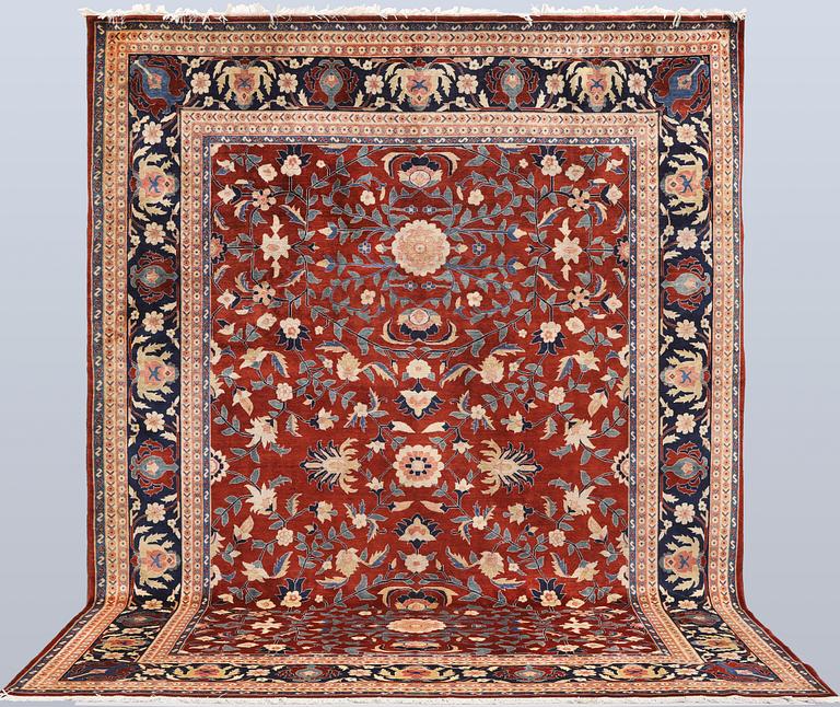 Carpet, Ziegler, 360 x 274 cm.