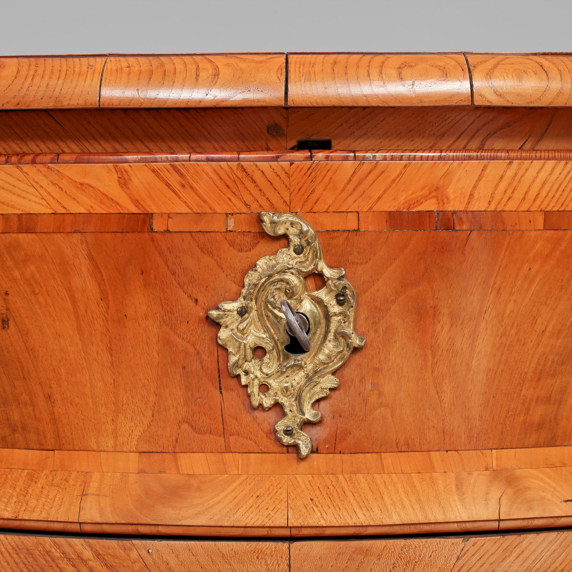 BYRÅ, rokoko, 1700-talets andra hälft.