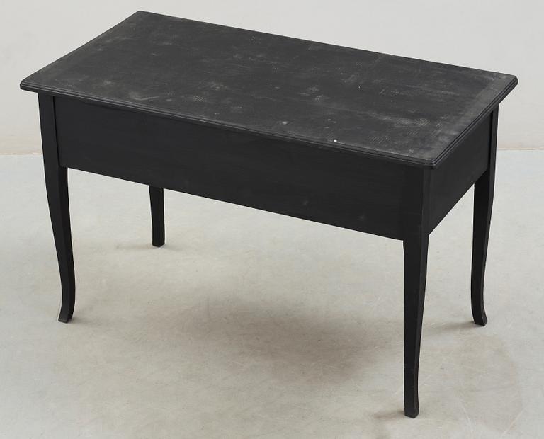 SKRIVBORD, 1900-talets början.