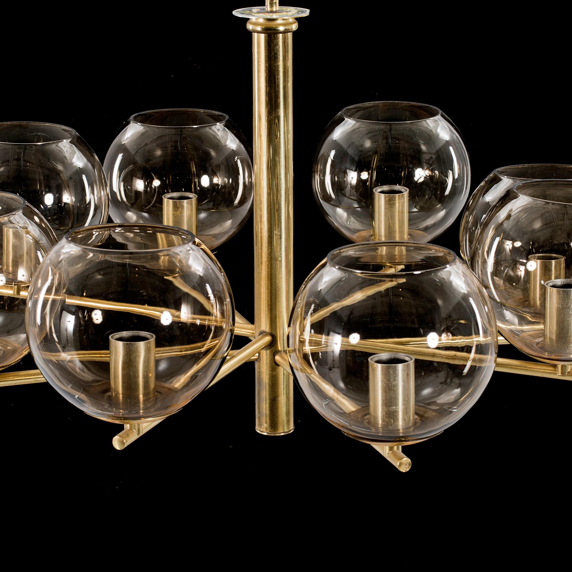 A ceiling lamp, later part of the 20th century. - Bukowskis