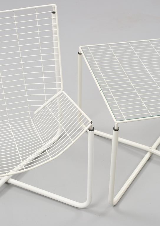 FÅTÖLJER ett par, samt BORD, "Järpen", Niels Gammelgaard, Ikea, formgivna 1983.