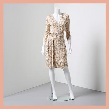 KLÄNNING, Diane von Fürstenberg, storlek 6.