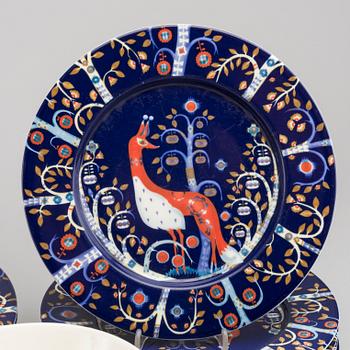 KLAUS HAAPANIEMI, servis, 22 dlr,  "Taika" Iittala Finland 2000-tal porslin.