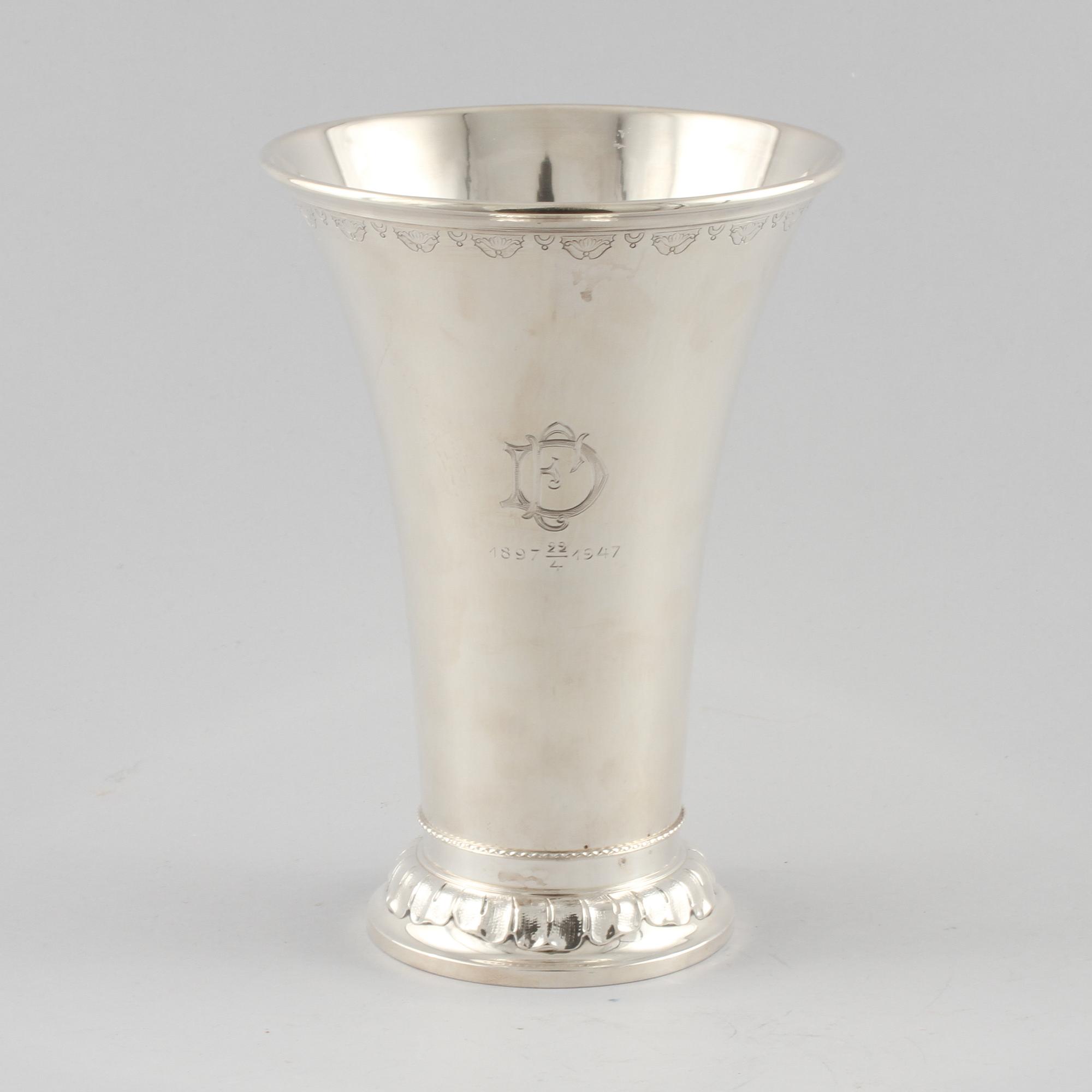 BÄGARE, silver, GAB, Stockholm, 1946, vikt 399 g.