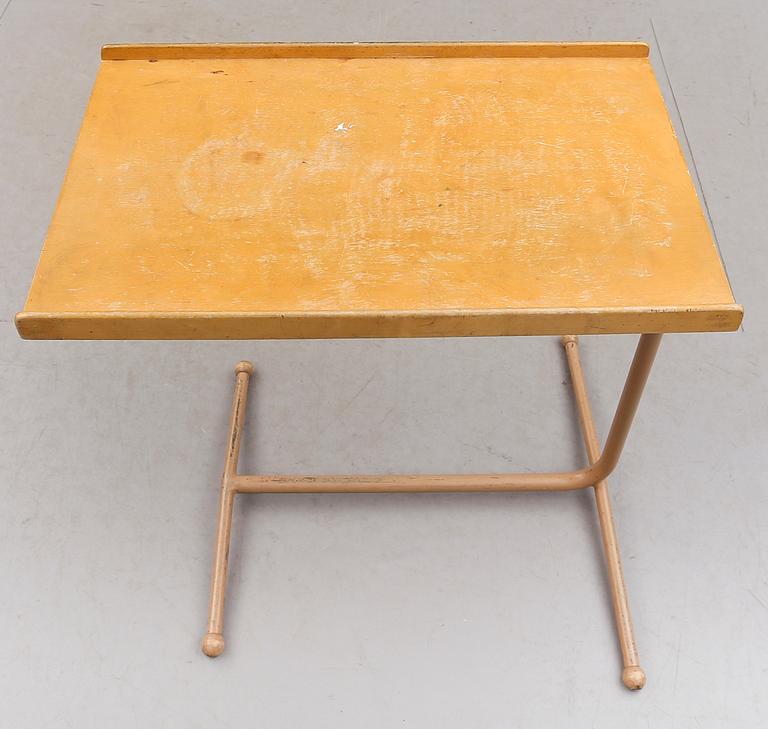 LÄSBORD, 1900-talets mitt.