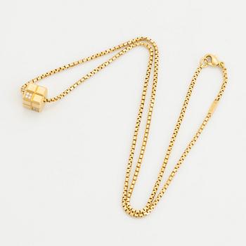 18K gold and brilliant cut diamond "ice cube" necklace, Chopard.