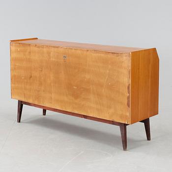 SIDEBOARD, Björsta Snickerifabrik AB, omkring 1900-talets mitt.