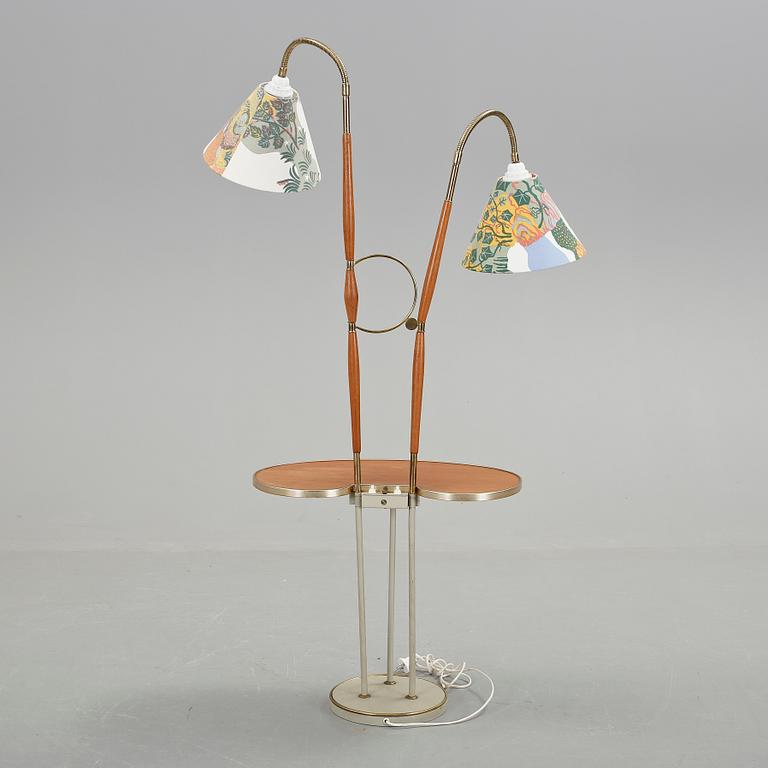 LAMPBORD, omkring 1900-talets mitt.