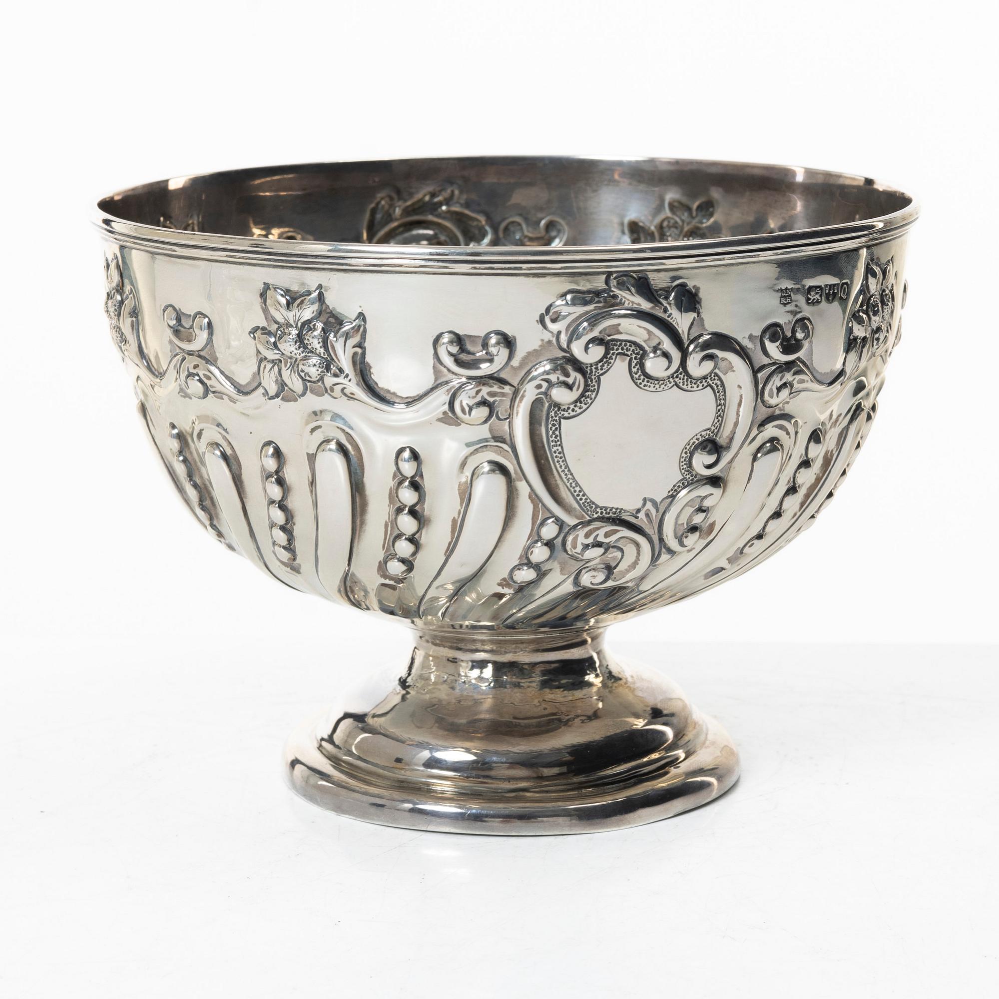 George Nathan & Ridley Hayes, skål på fot, silver, Chester, England 1899.