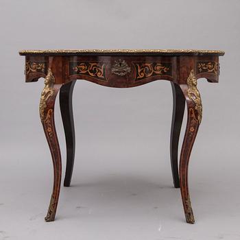 SKRIVBORD, Frankrike 1900-talets senare hälft.