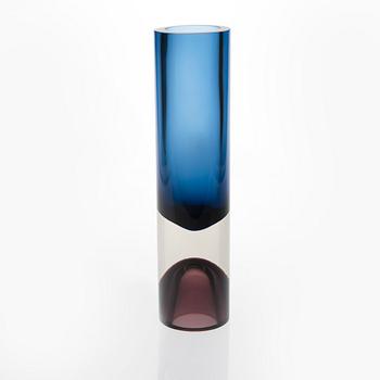 TAPIO WIRKKALA, ART GLASS, VASE 3892. Signed Tapio Wirkkala -56.