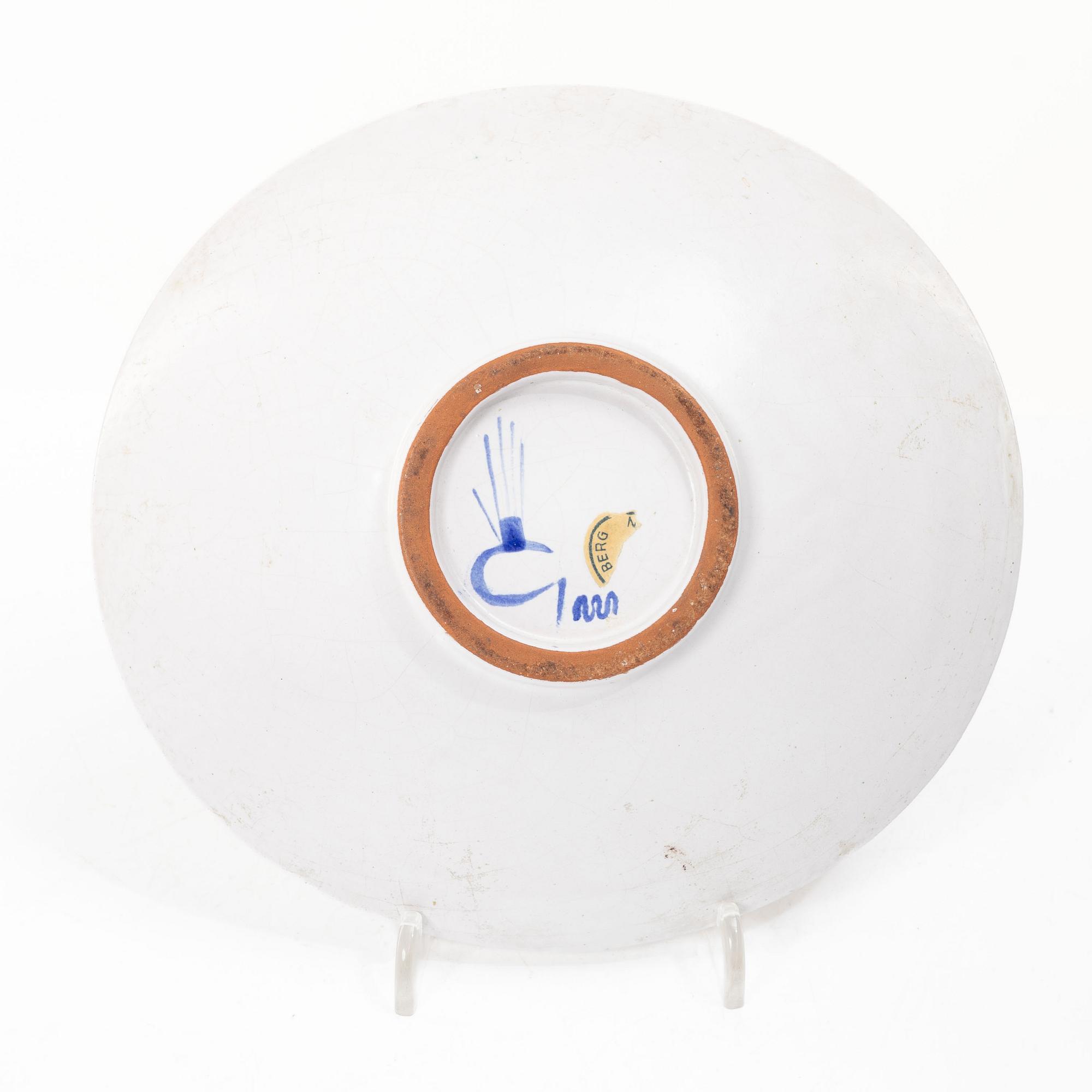 Stig Lindberg, A faience dish, Gustavsberg Studio.