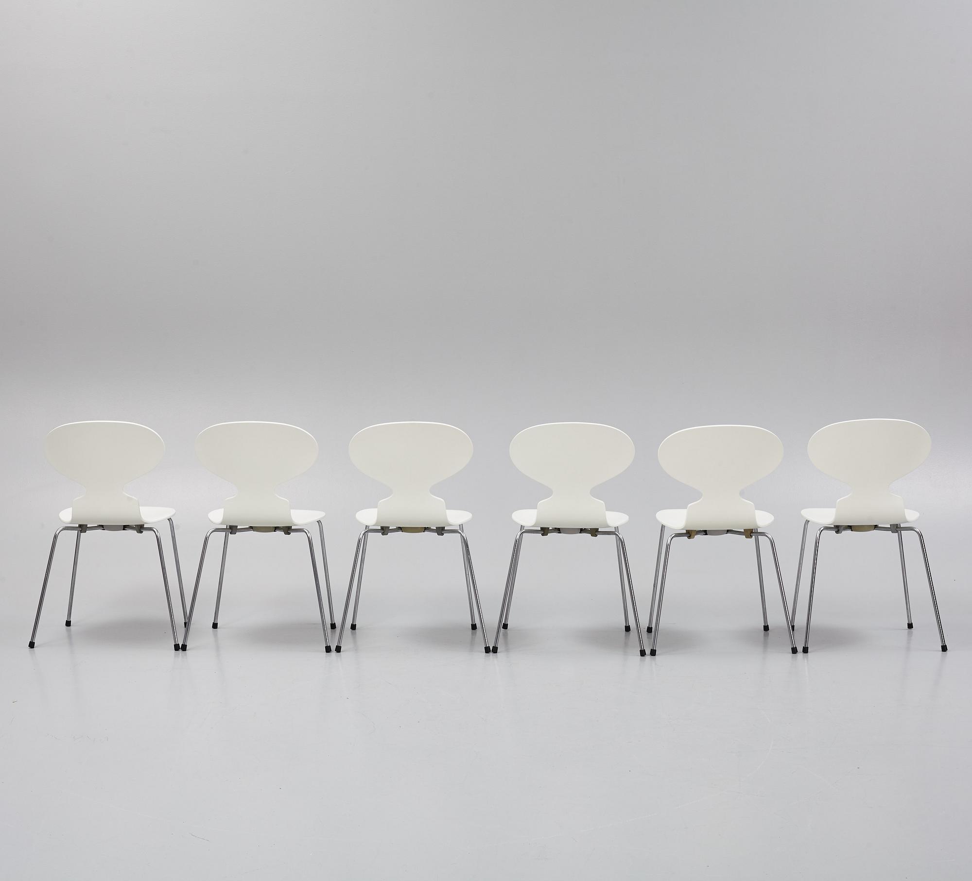 Arne Jacobsen, six 'Ant' chairs, Fritz Hansen, Danmark.