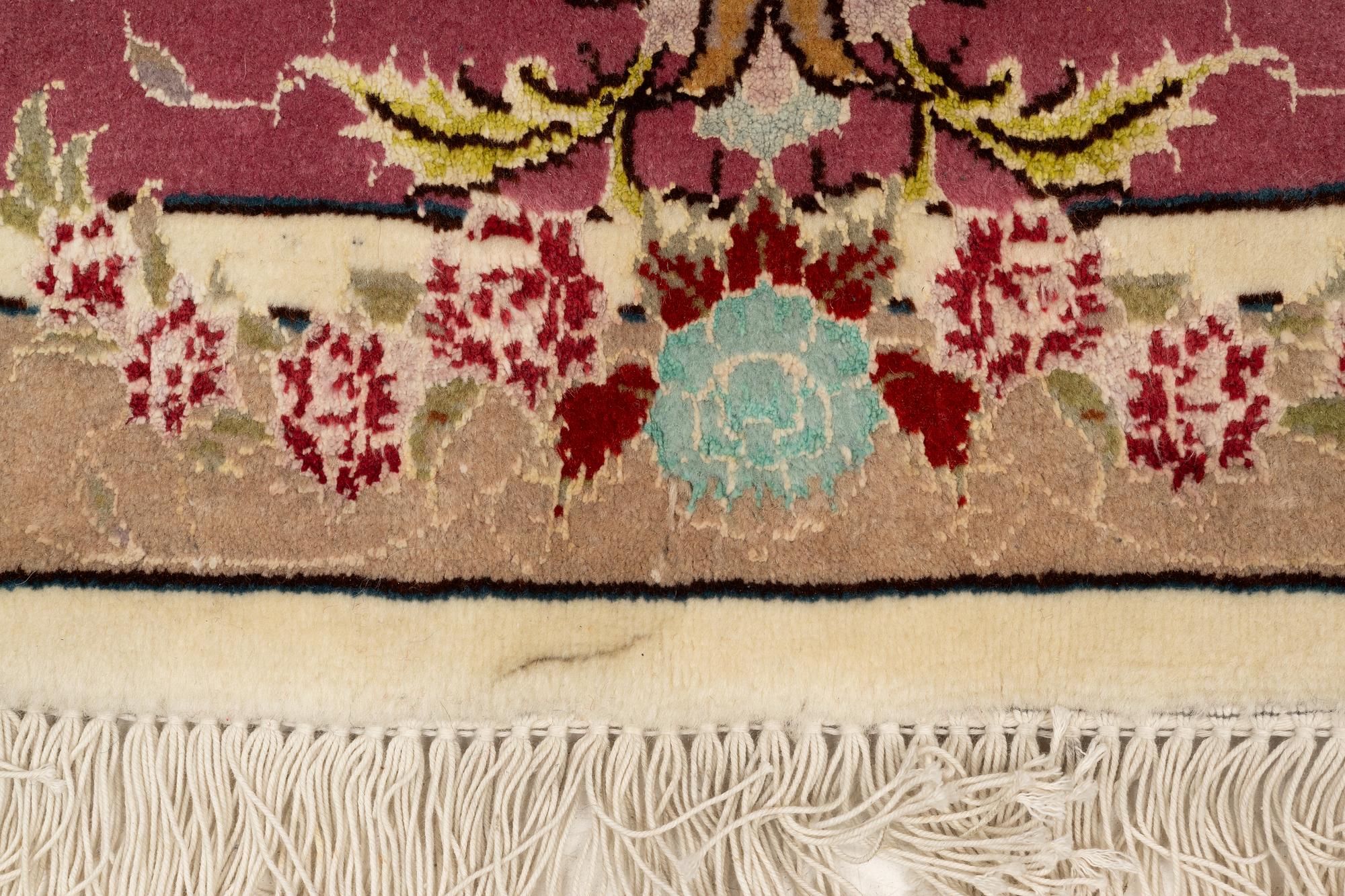 Rug, Tabriz, approx. 290 x 190 cm.