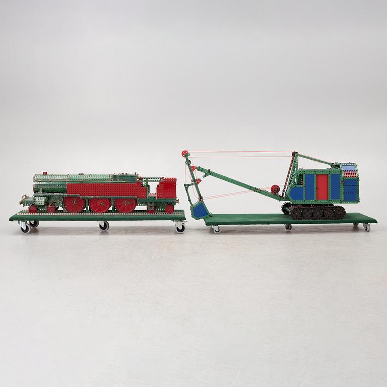 Meccano, locomotive and excavator.