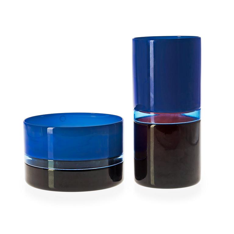 A Timo Sarpaneva cylindrical Venini vase and bowl, 'Tuuli' Venini, Italy 1990.