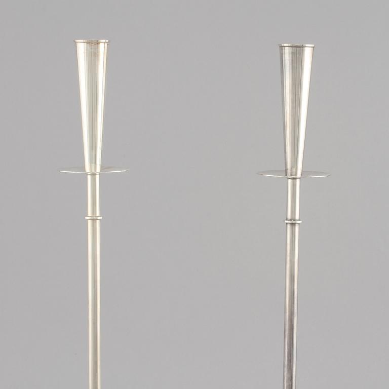 LJUSSTAKAR, ett par, silver, Tore Eldh, Ceson, Göteborg, 1962.