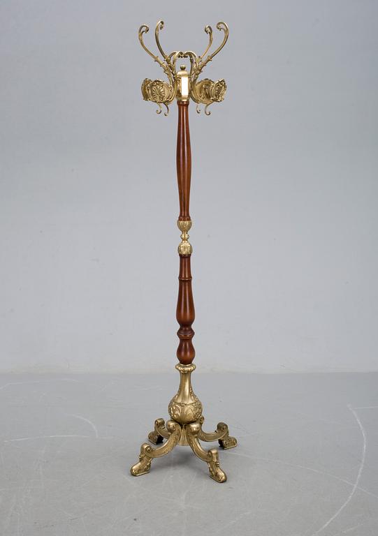 TAMBURMAJOR, 1900-talets senare del.