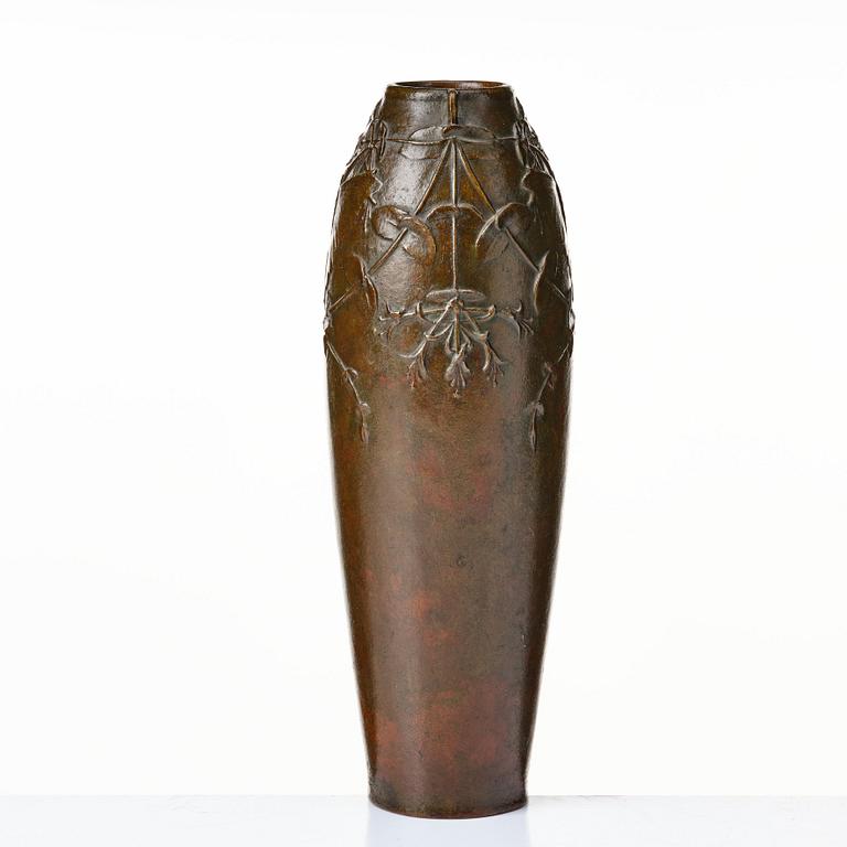 Hugo Elmqvist, a patinated bronze Art Nouveau vase, Florence, ca 1900.