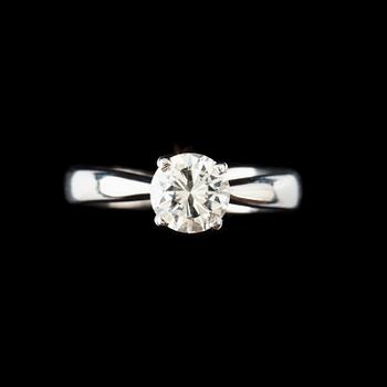 A brilliant-cut diamond, 1.01 cts, ring. Quality F/ VVS1 according to  HRD certificate.