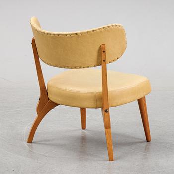 A mid 20th century easychair.