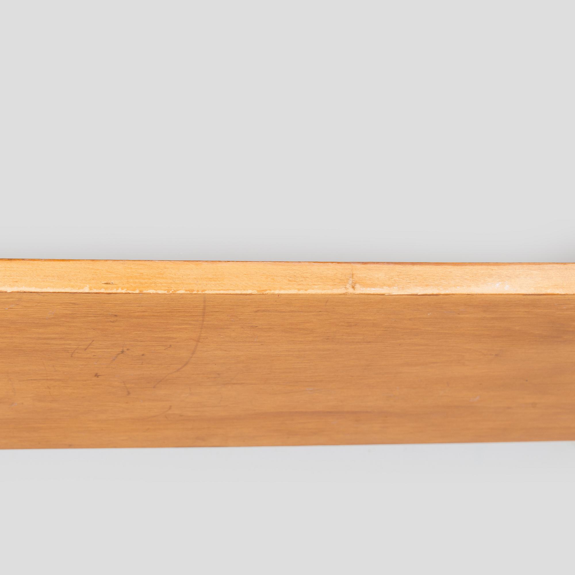 Alvar Aalto, a 1930s shelf, model 112/L for O.Y. Huonekalu- ja Rakennustyötehdas A.B.