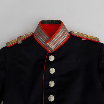 UNIFORM, svensk, m/1886 för officer vid Göta Livgarde.