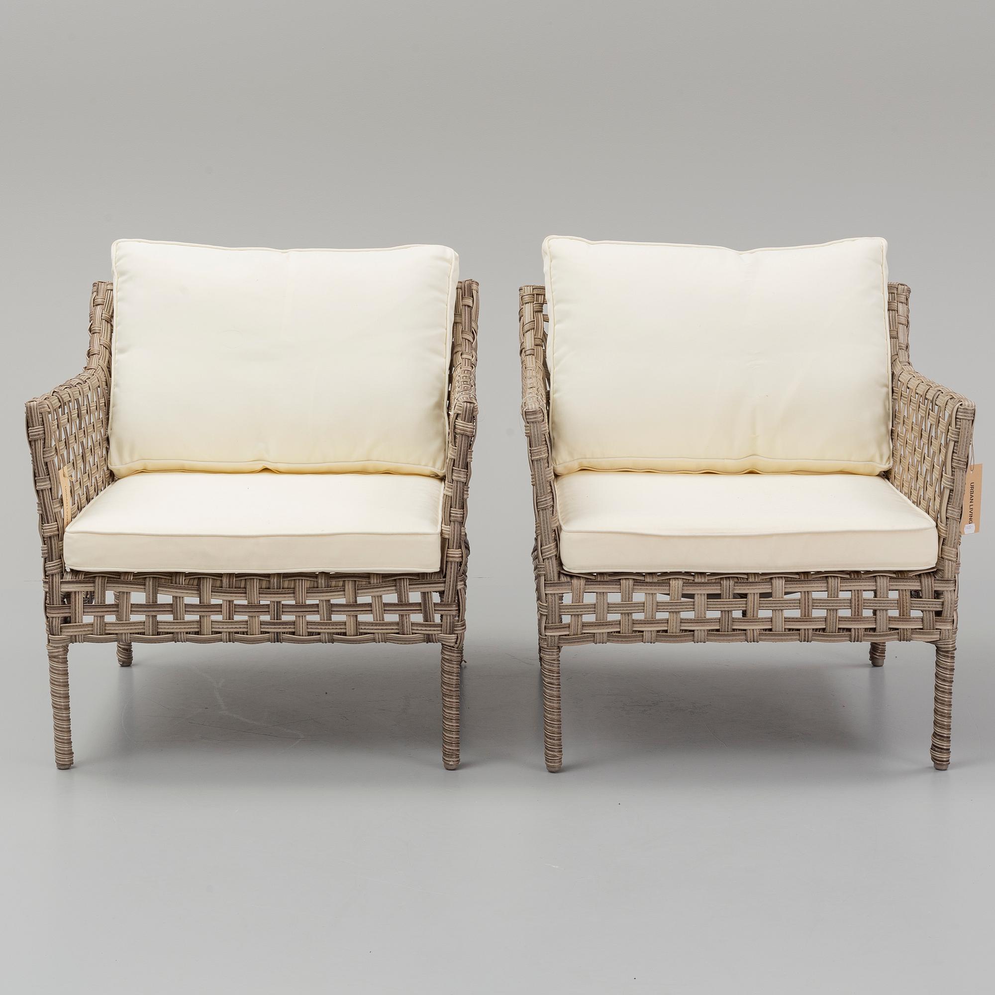 A apir of 'Santa Monica' garde chairs from Artwood.