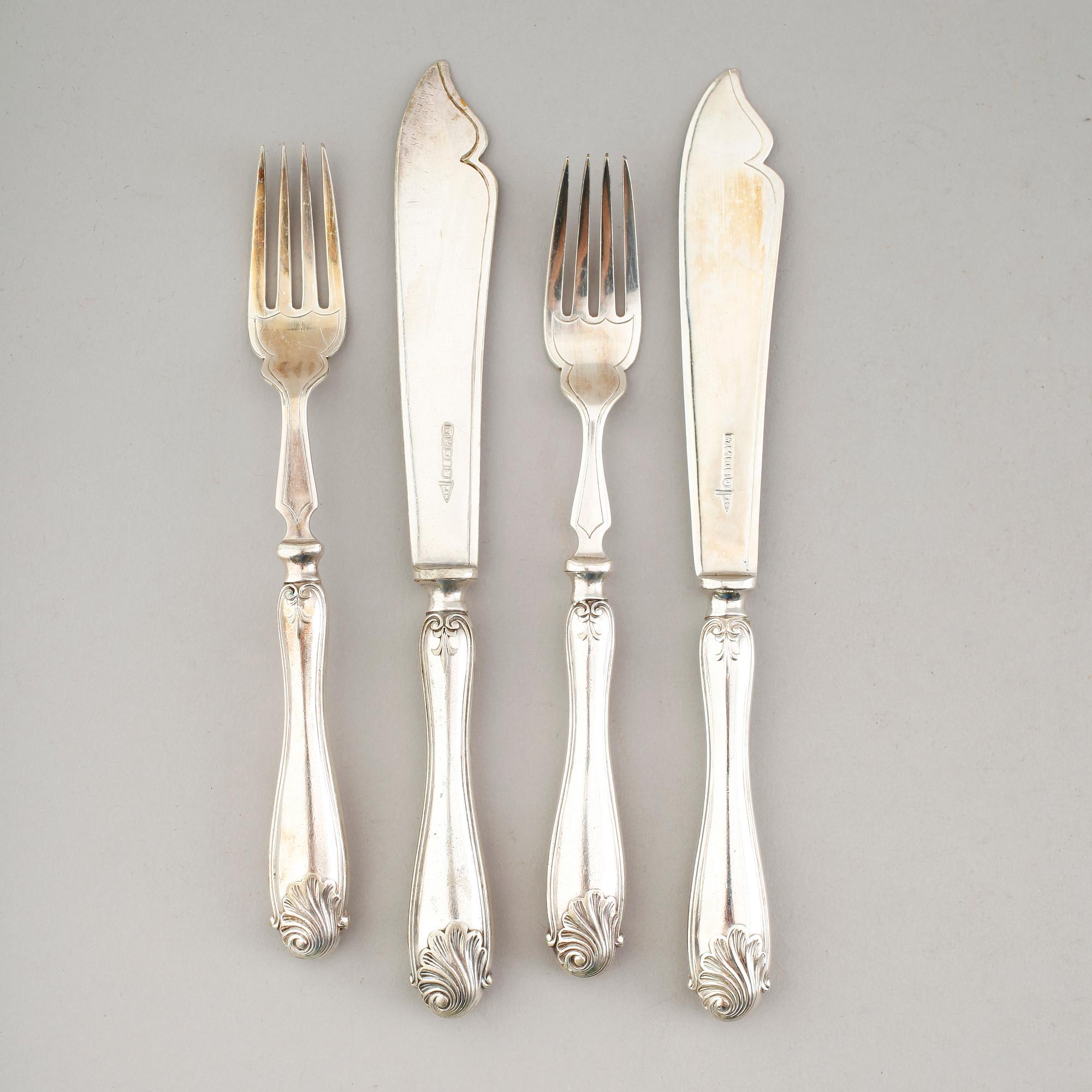 FISKBESTICK, 23 delar, nysilver, Walker & Hall, 1900-talets första hälft.