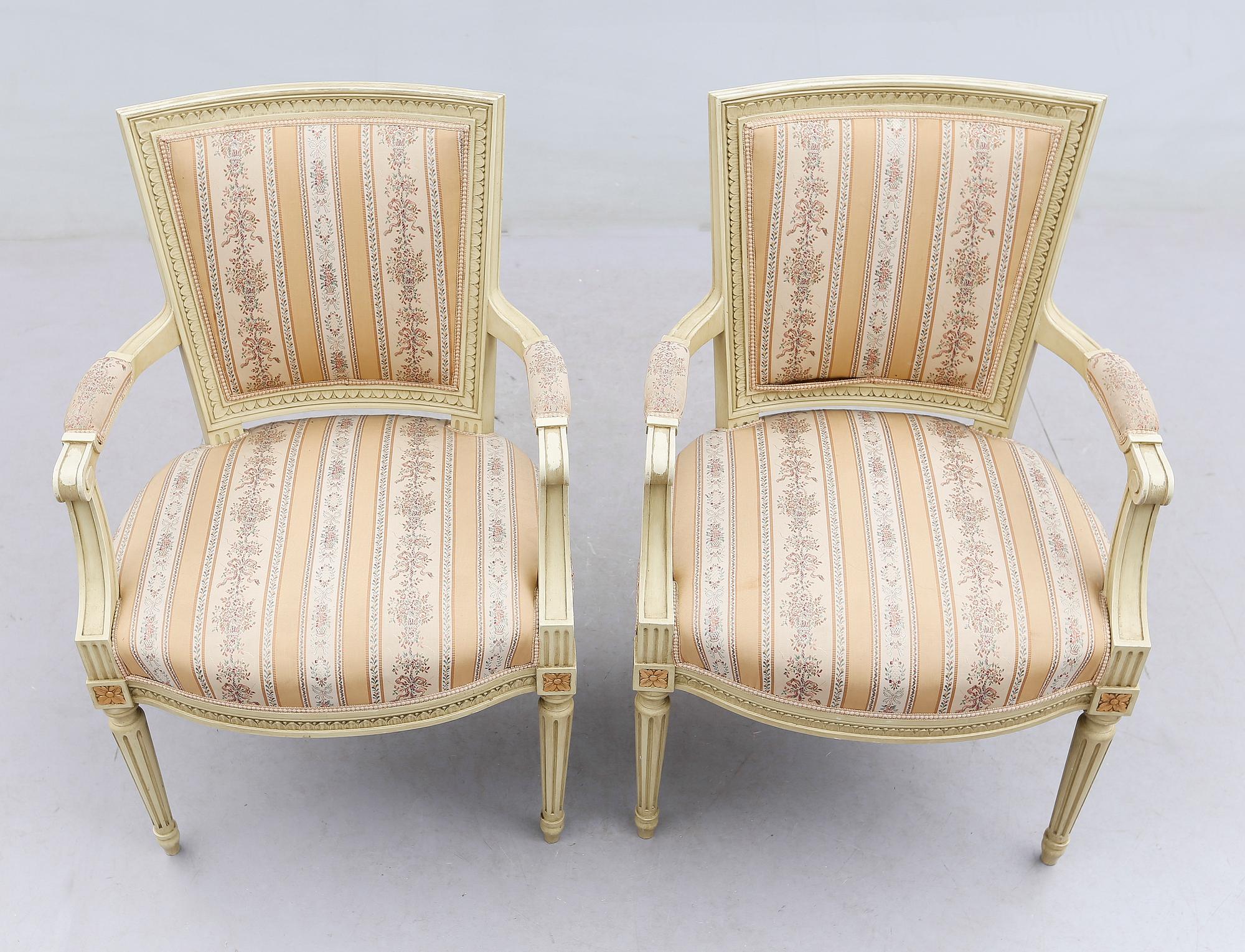 KARMSTOLAR, 1 par, gustaviansk stil, 1900-talets mitt.