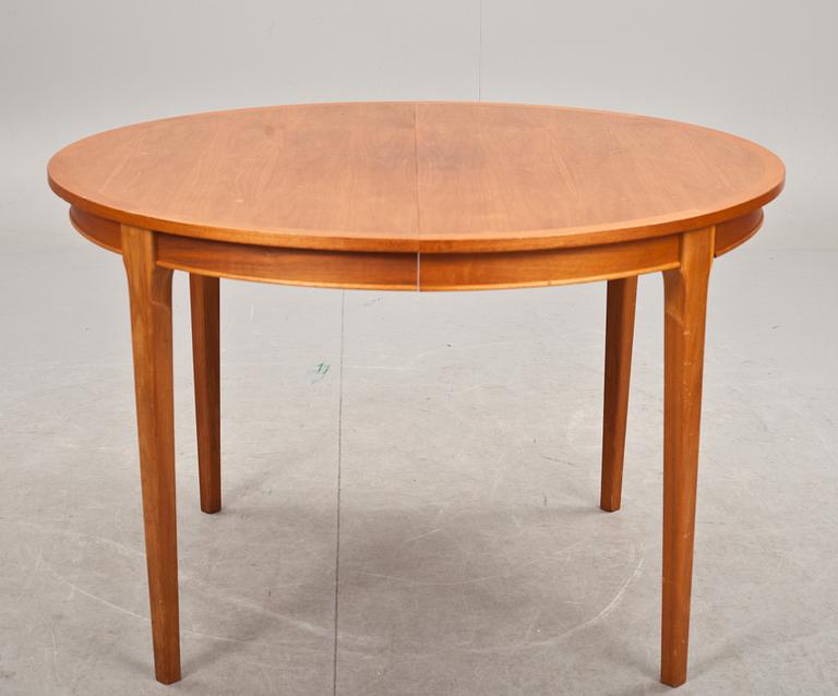 MATBORD och STOLAR, 4 st, 1960/70-tal.