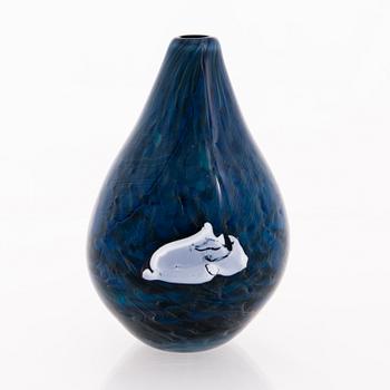 ELLA VARVIO, a glass vase/ sculpture, signed Ella Varvio 2017.