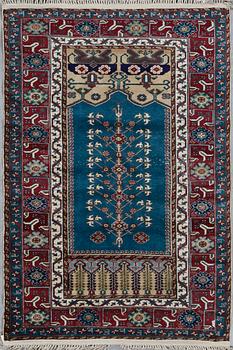 MATTA. Semiantik Turkisk. Ca 170 x 115 cm.