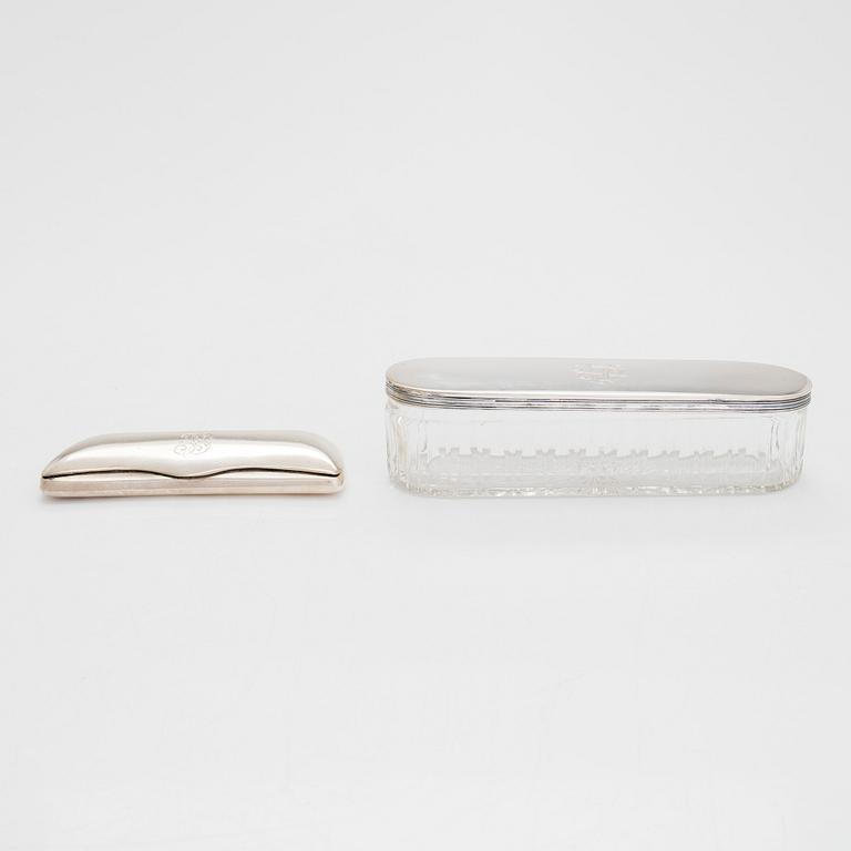 Two silver dishes, toiletry box and an eyeglass case, Sweden and Finland 1908-50.