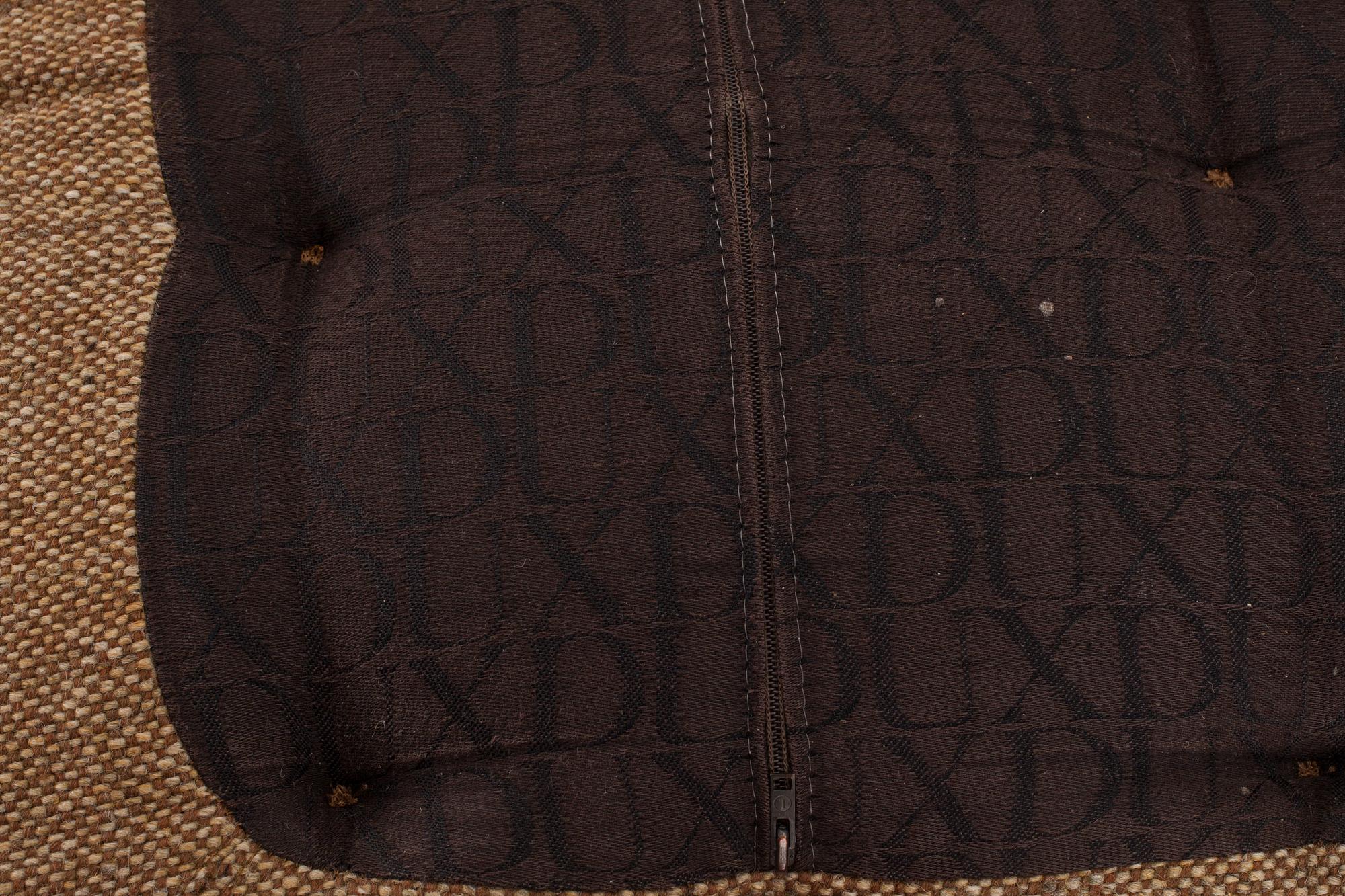 FÅTÖLJER samt PALLAR, ett par, "Junker", Bror Boije, DUX, 1900-talets andra hälft.