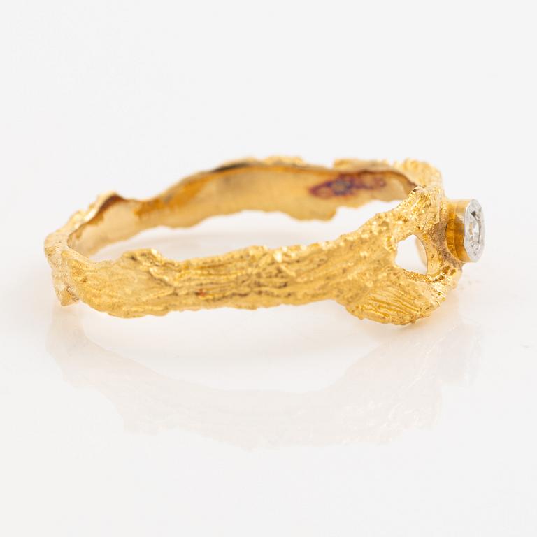Björn Weckström, ring 18K gold with an eight-cut diamond, Finland 1979. By Lapponia.