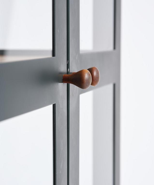 Johanna Lagercrantz, skåp, "Parad", ed. 43/55, Lammhults, efter 1990.