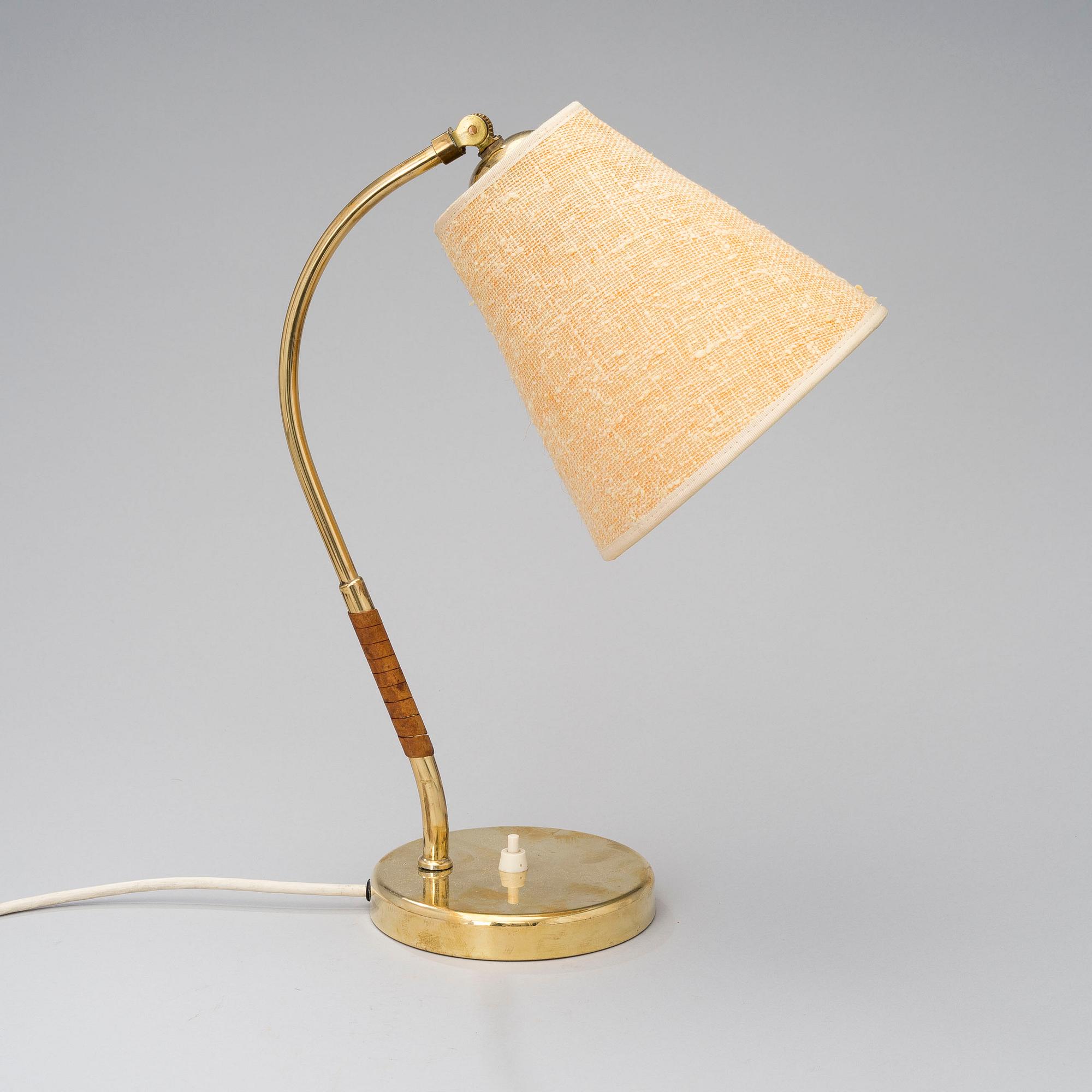 BORDSLAMPA,  tillverkare Sähkö Oy, 1900-talets mitt.