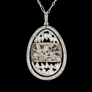 Fabergé hänge med kedja, design Alma Pihl.