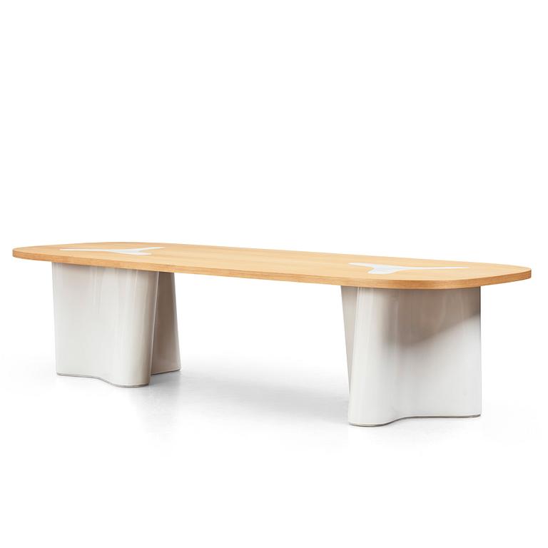 India Mahdavi, matbord, "Double Diagonale", formgivet inför ett projekt tillsammans med Firma Svenskt Tenn år 2022.