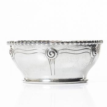 Fritz S Heimbürger, an Art Nouveau silver bowl, Denmark, 1916.
