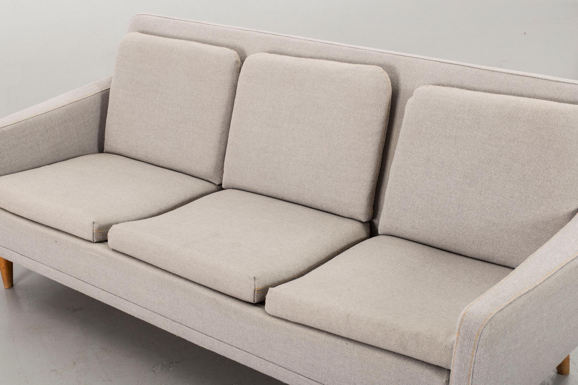 SOFA, Bra bohag, DUX.