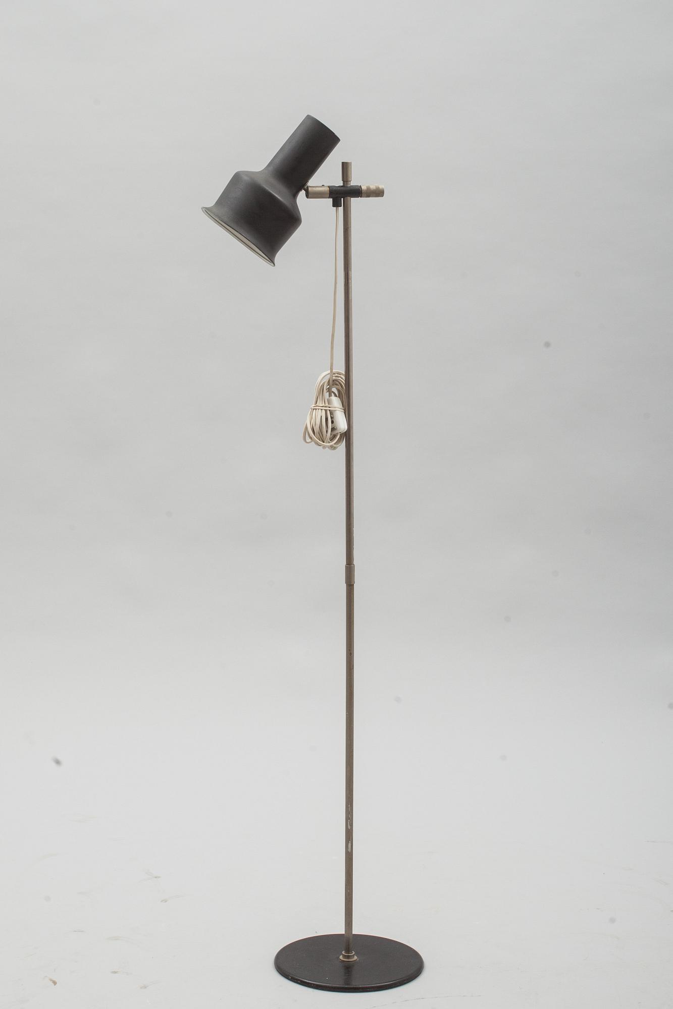 GOLVLAMPA, Hemi. 1900-talets andra hälft.
